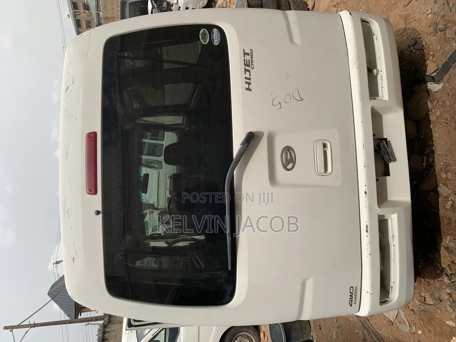 Daihatsu Hijet 2018 White