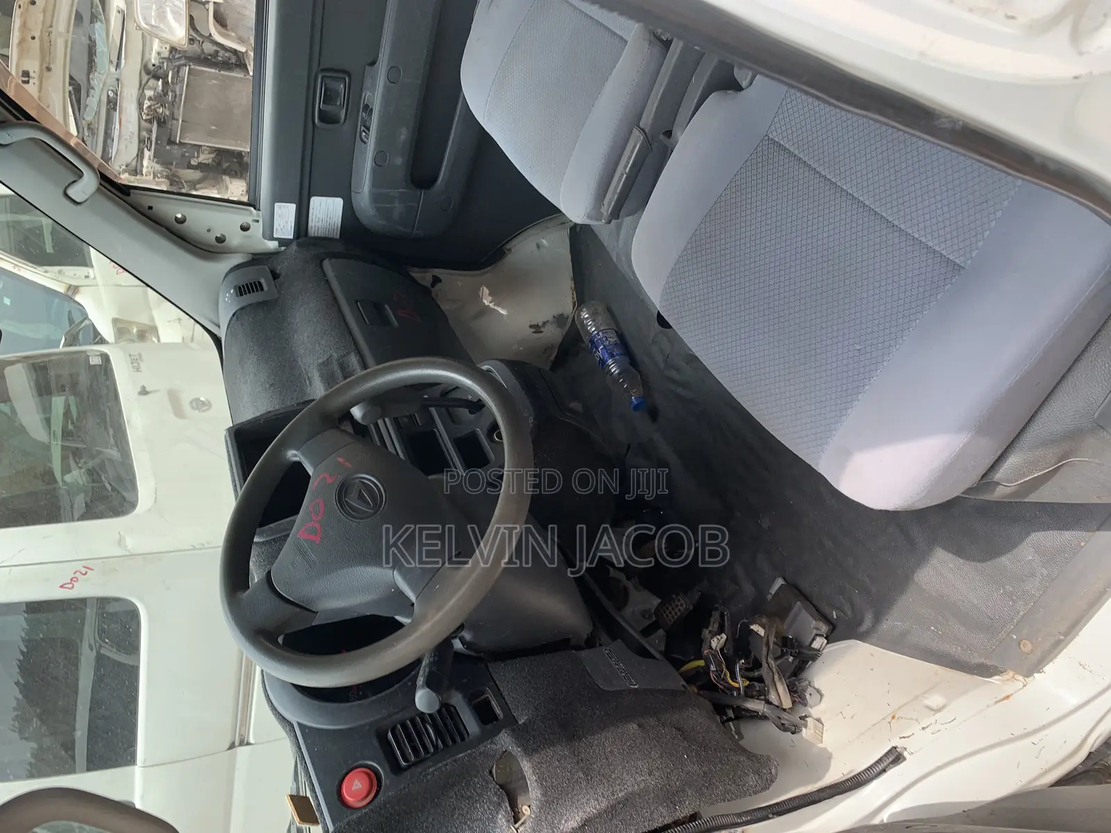 Daihatsu Hijet 2018 White