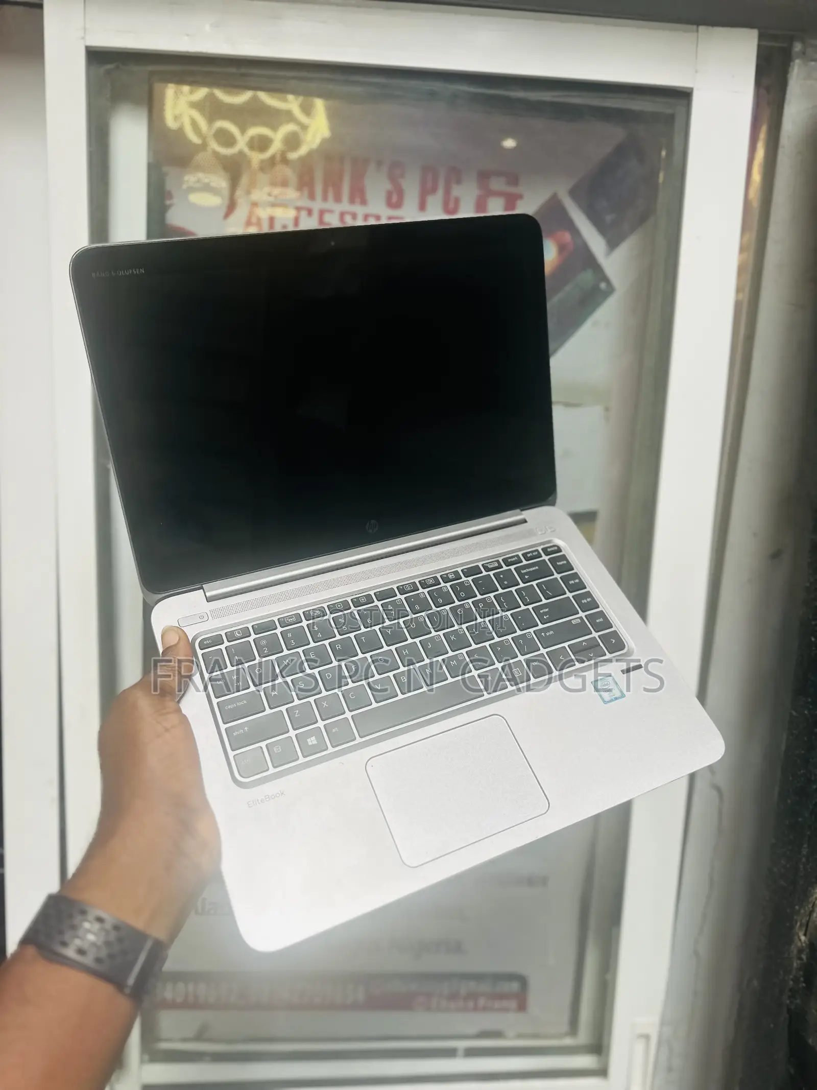 Laptop HP EliteBook 1040 G3 8GB Intel Core I5 SSD 256GB