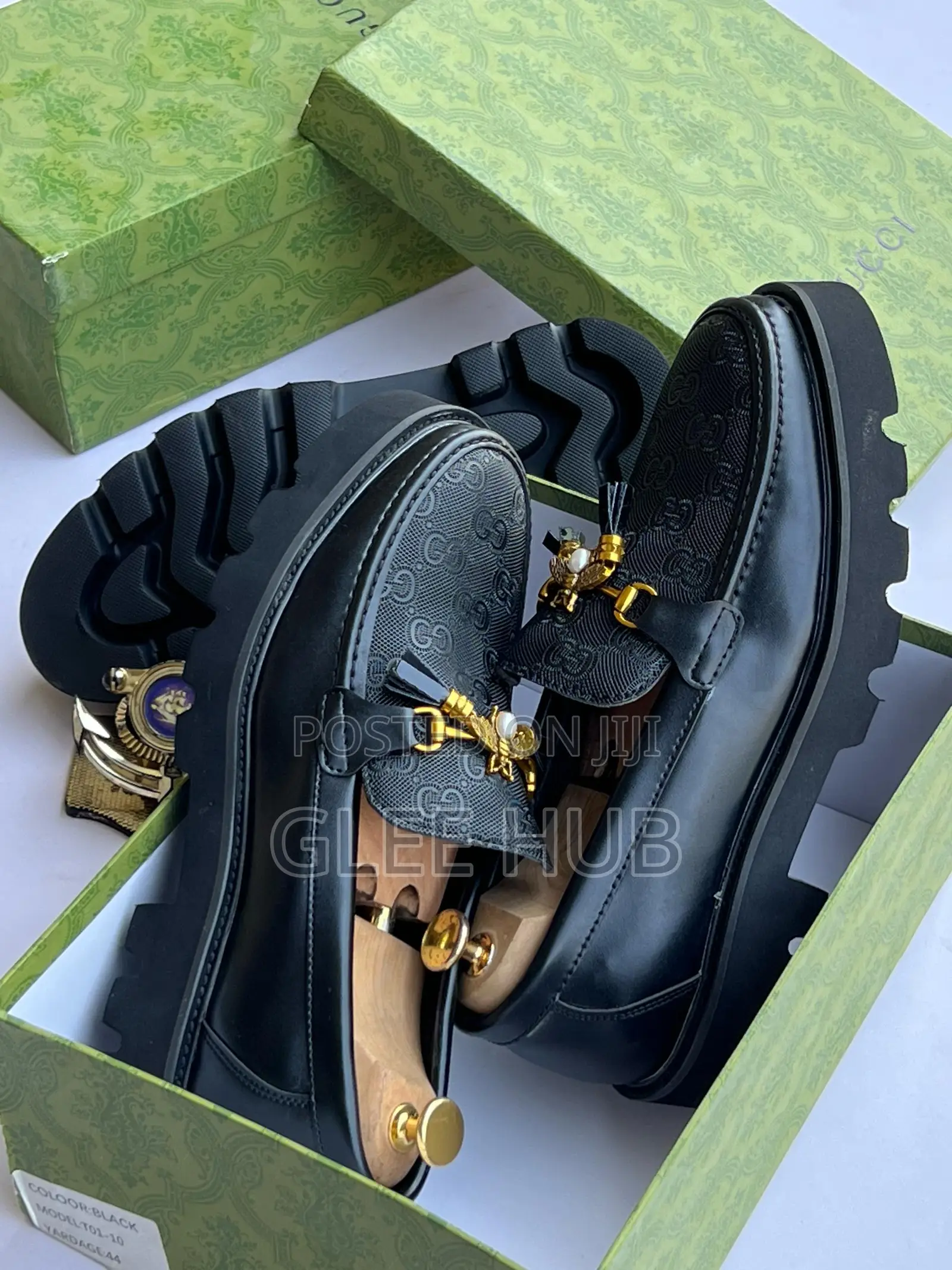 Gucci Patterned Matte Shoes