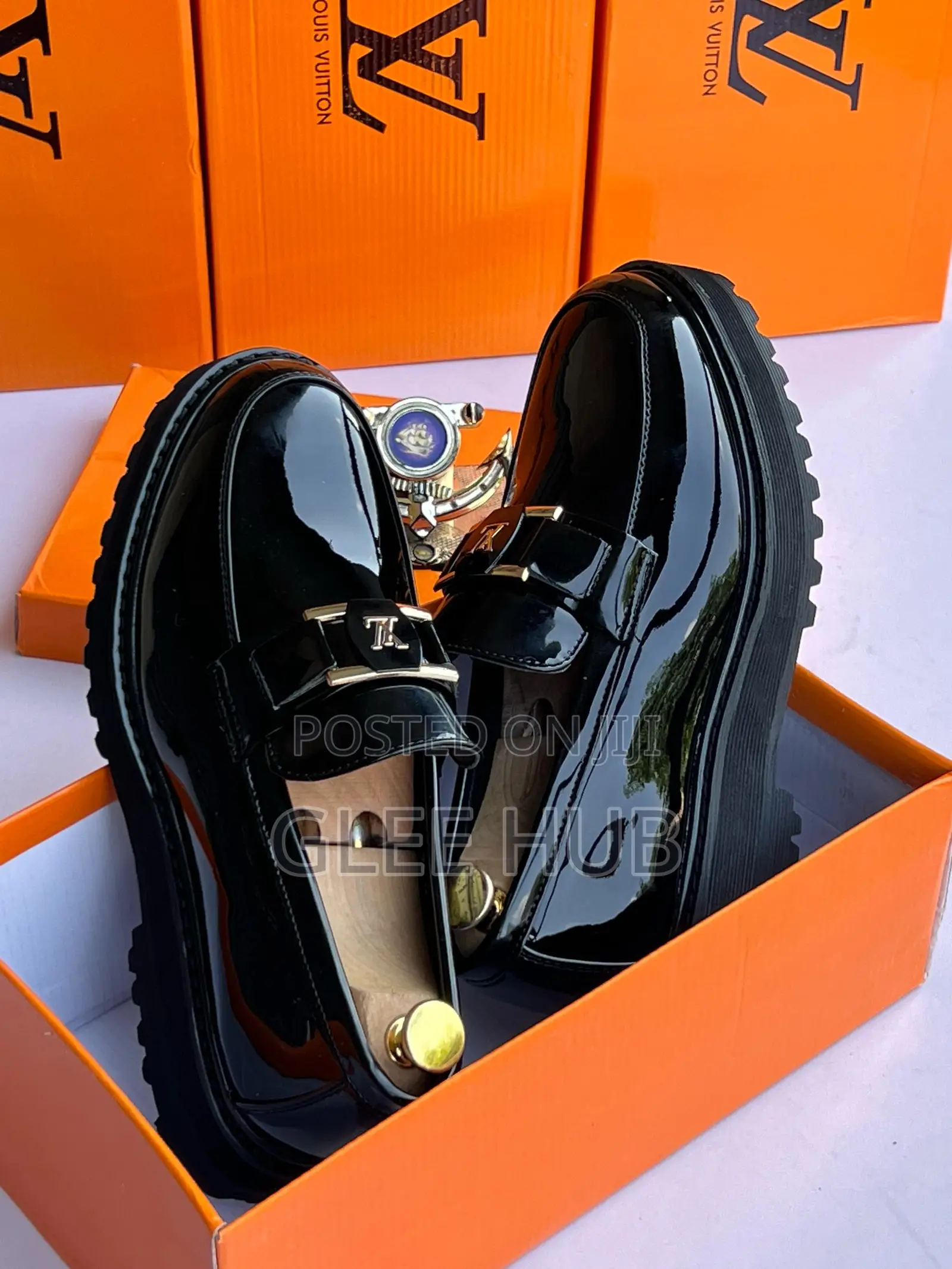 Lv High Quality Single Sole Shoe