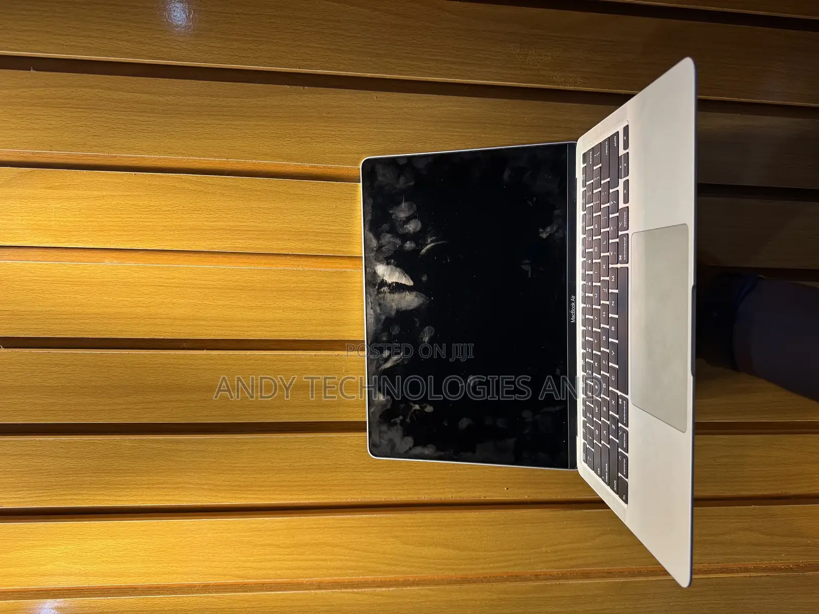 Laptop Apple MacBook 2019 8GB Intel Core I5 SSD 128GB