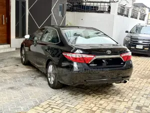 Toyota Camry SE 4dr Sedan (2.5L 4cyl 6A) 2015 Black