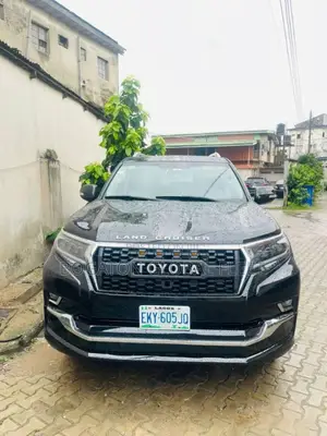 Toyota Landcruiser Prado for Rent