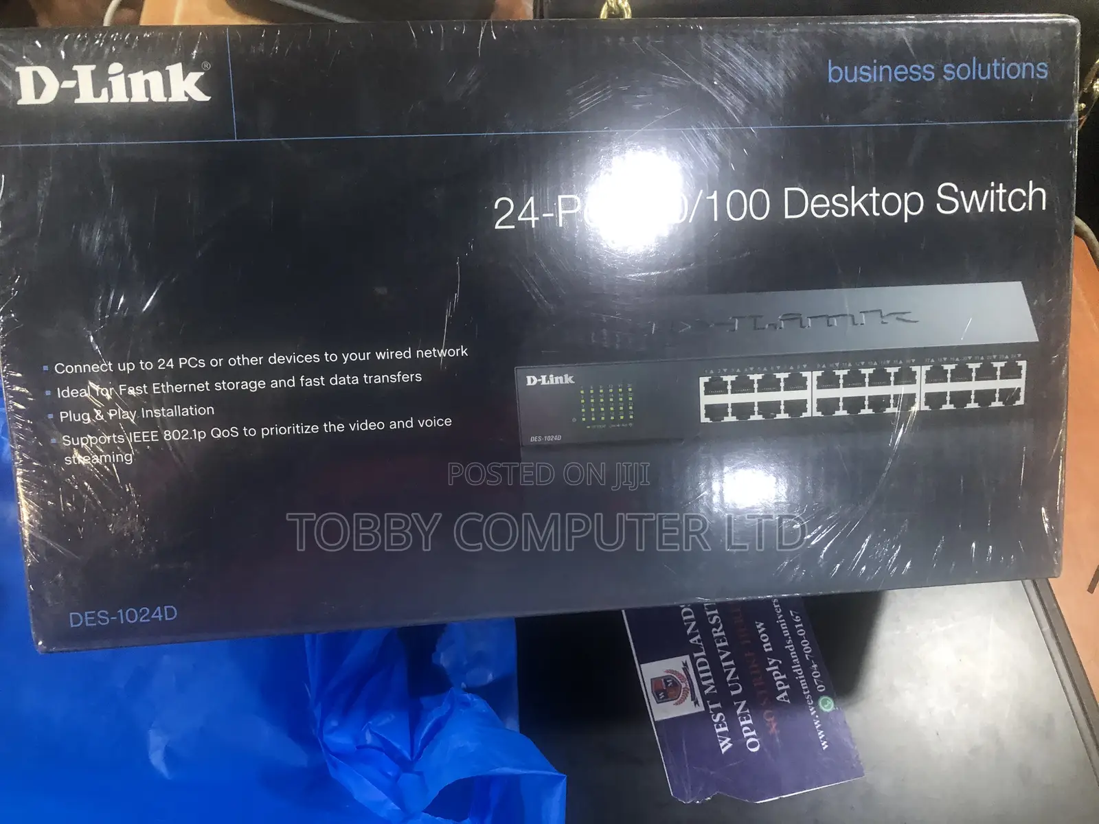 D-Link 24-Port 10/100 Desktop Switch Des-1024d