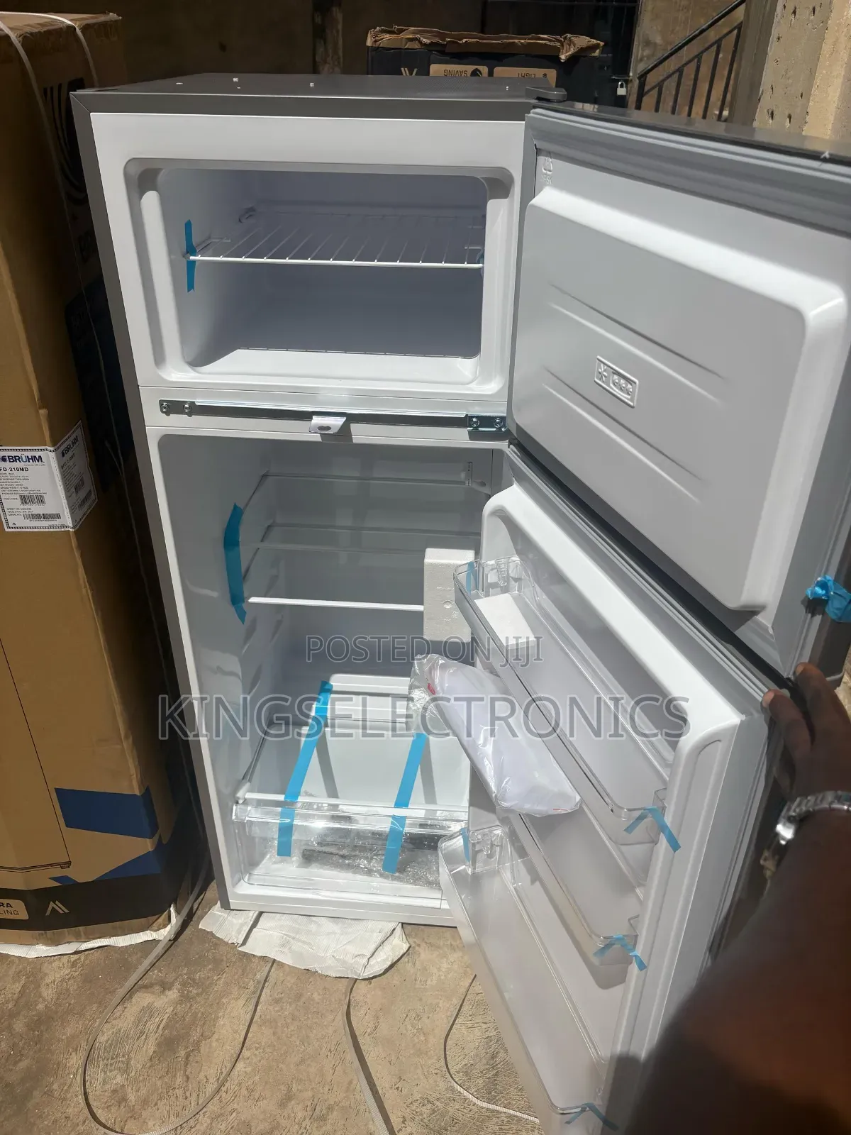 205liters Bruhm Refrigerator BDF-210md