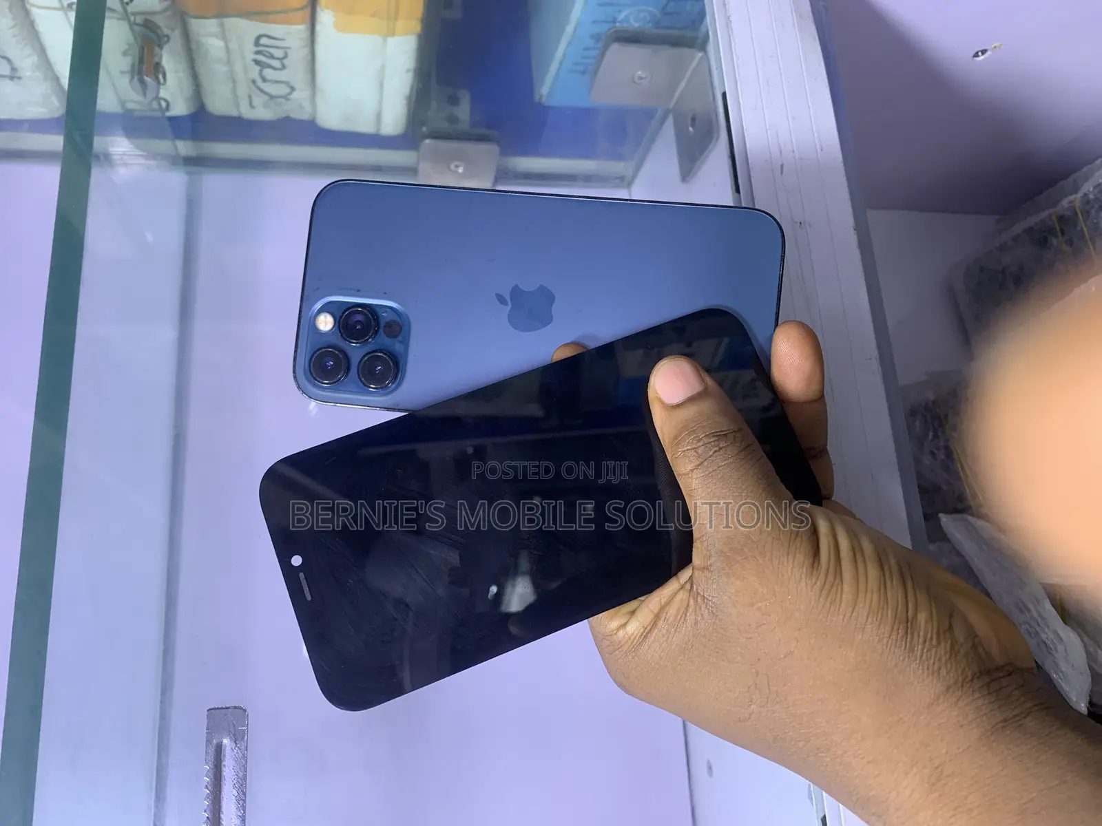 iPhone 12/12pro Follow Come Screen