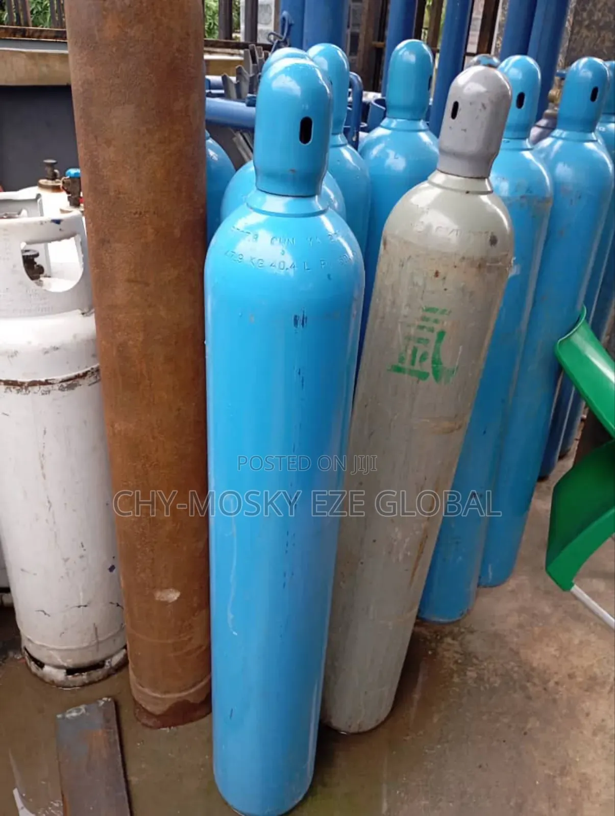 Nitrogen Gas Cylinder