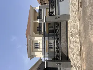 5bdrm Duplex in Kings Park Estate, Lugbe District for sale