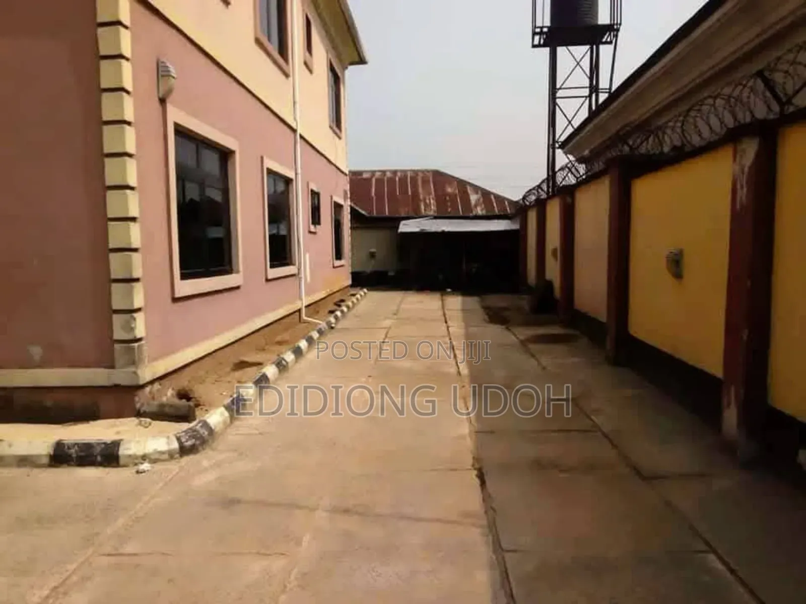 4bdrm Duplex in Akwa Savings & Loans for sale
