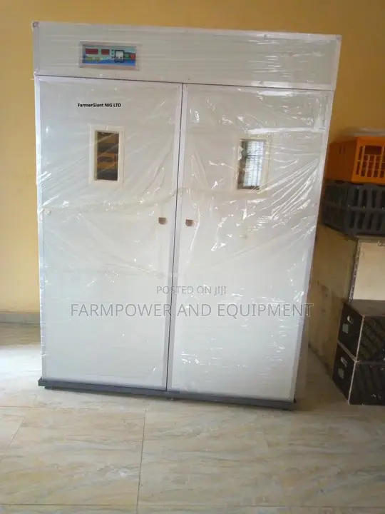 Large Egg Incubator