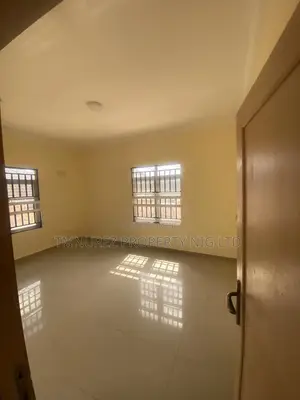 4bdrm Apartment in Chevron, Lekki for rent