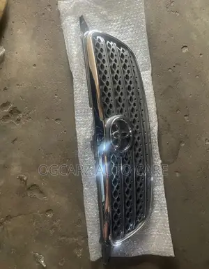 Front Grill Corolla 05 Stainless