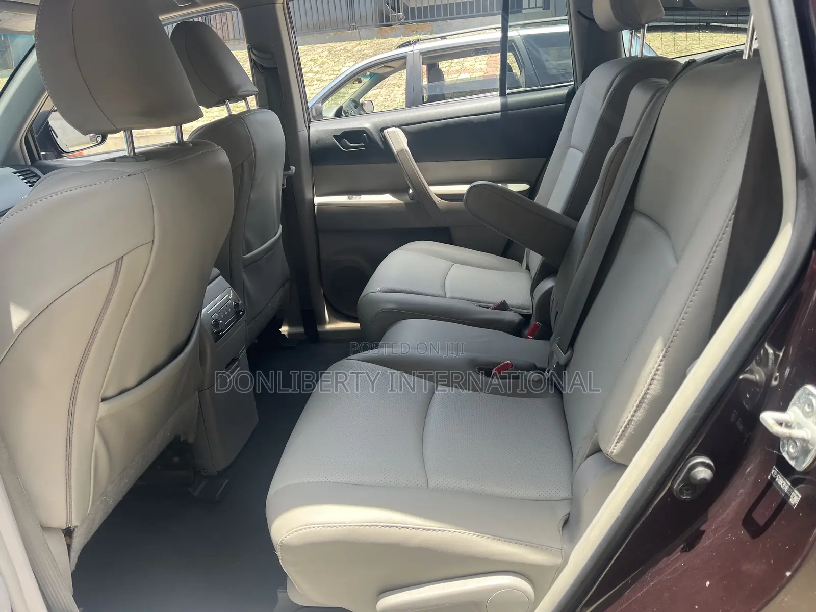 Toyota Highlander 2013 Black