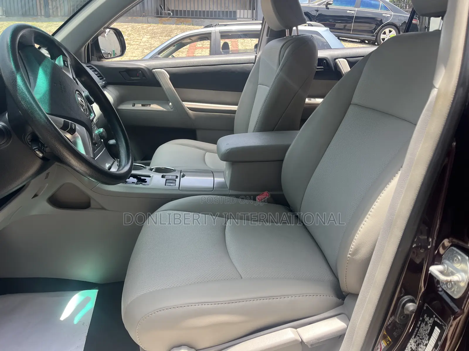 Toyota Highlander 2013 Black
