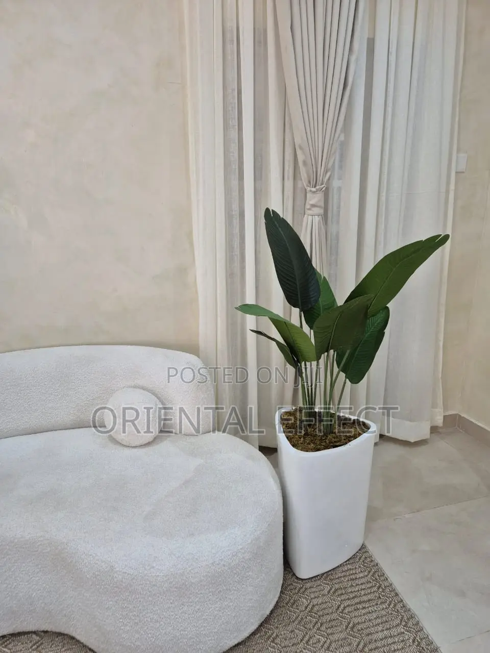 Artificial Banana Palm (141cm) With Medium Doric Pot