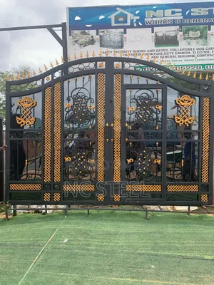 Black Luxury Gate