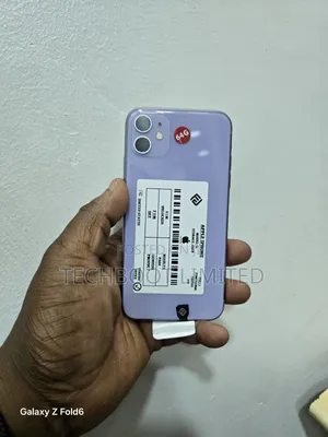 Apple iPhone 11 64 GB Purple