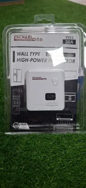 30a Wall Type High-Power Voltage Protector
