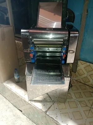 Pasta Maker Cutter