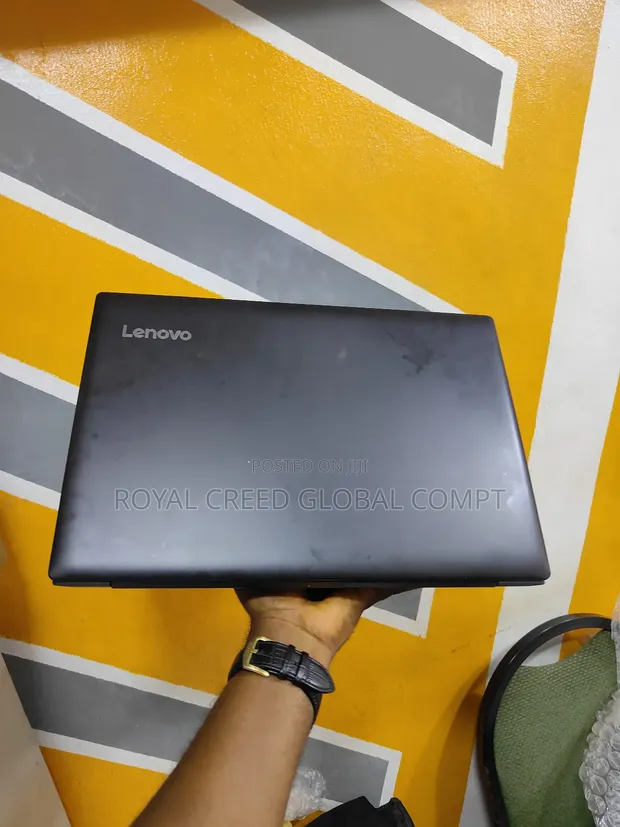 Lenovo ideapad 330S Core i7 SSD512GB