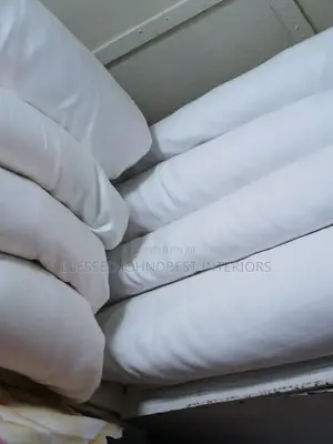 Pure Silk White Bedsheets For Hotels And Other Uses