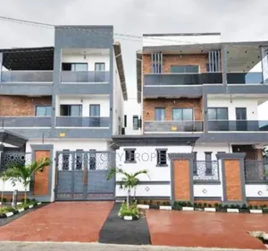 5bdrm Duplex in Magodo Phase 2 Gra for rent