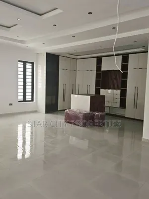 5bdrm Duplex in Magodo Phase 2 Gra for rent