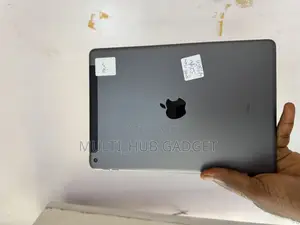 Apple iPad 10.2 (2020) 32 GB Gray