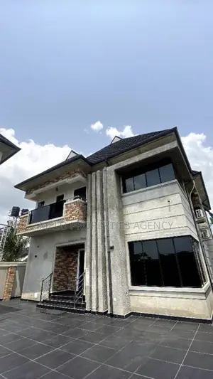 Photo - Furnished 4bdrm Duplex in Peace Estate, Port-Harcourt for sale