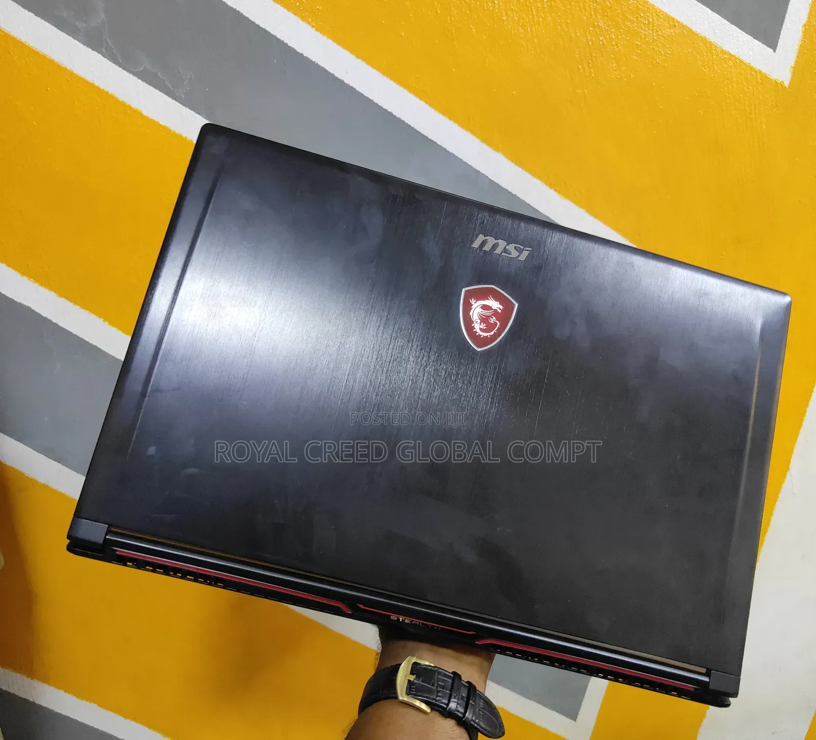 Laptop MSI GS63 Stealth 8RE 32GB Intel Core I7 HDD+SSD 1T