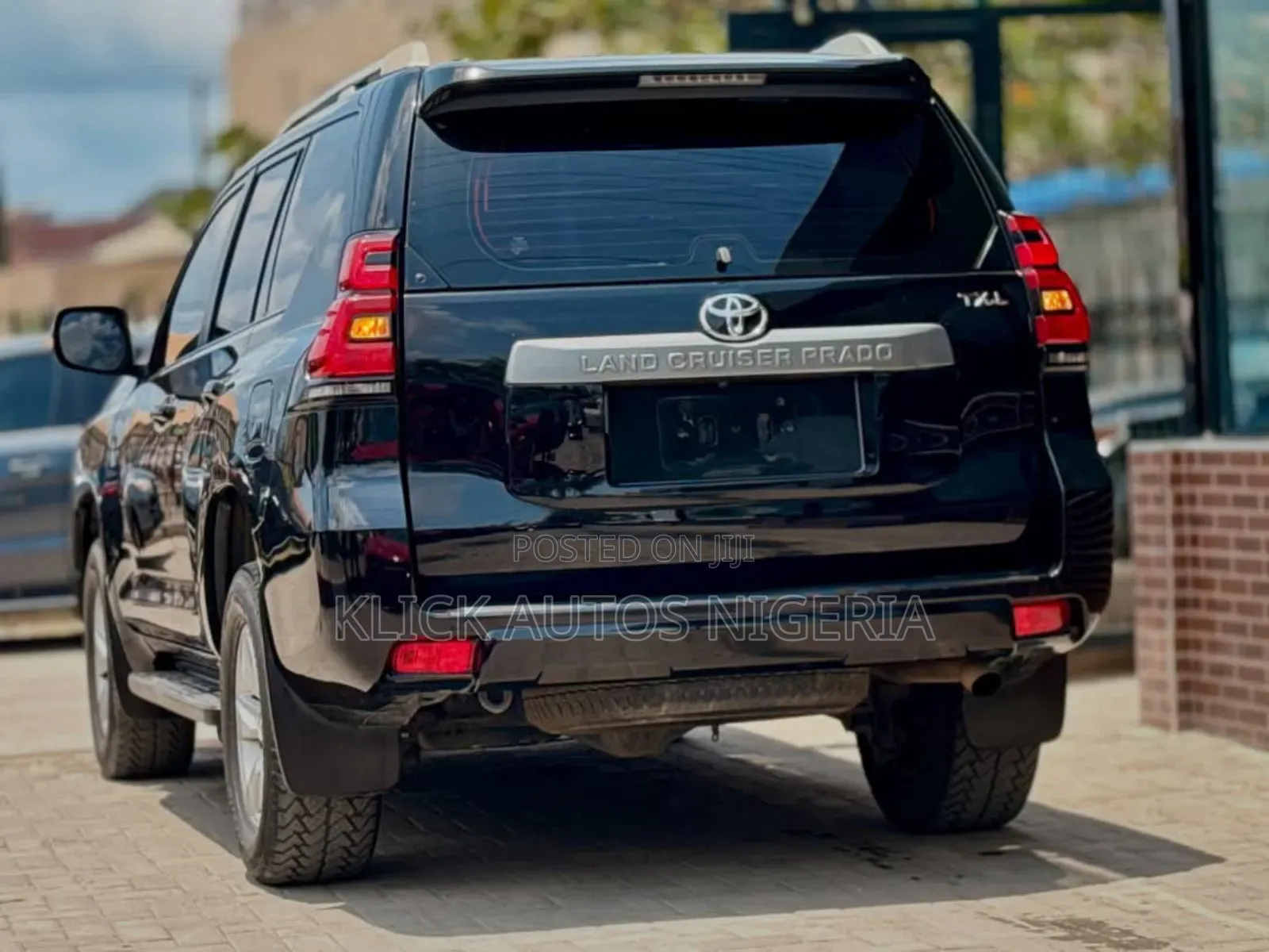 Clean Toyota Prado for Rent