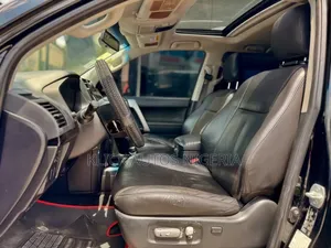 Clean Toyota Prado for Rent