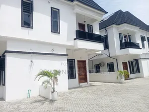 4bdrm Duplex in Harris Drive Estate, VGC / Ajah for sale