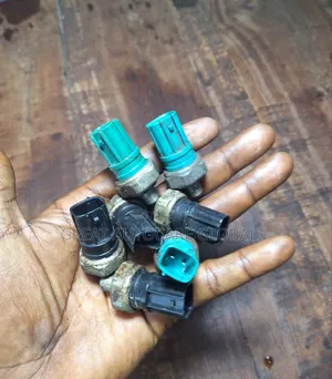 Rocker Arm Oil Pressure Switch for Honda and Acura Vehicles