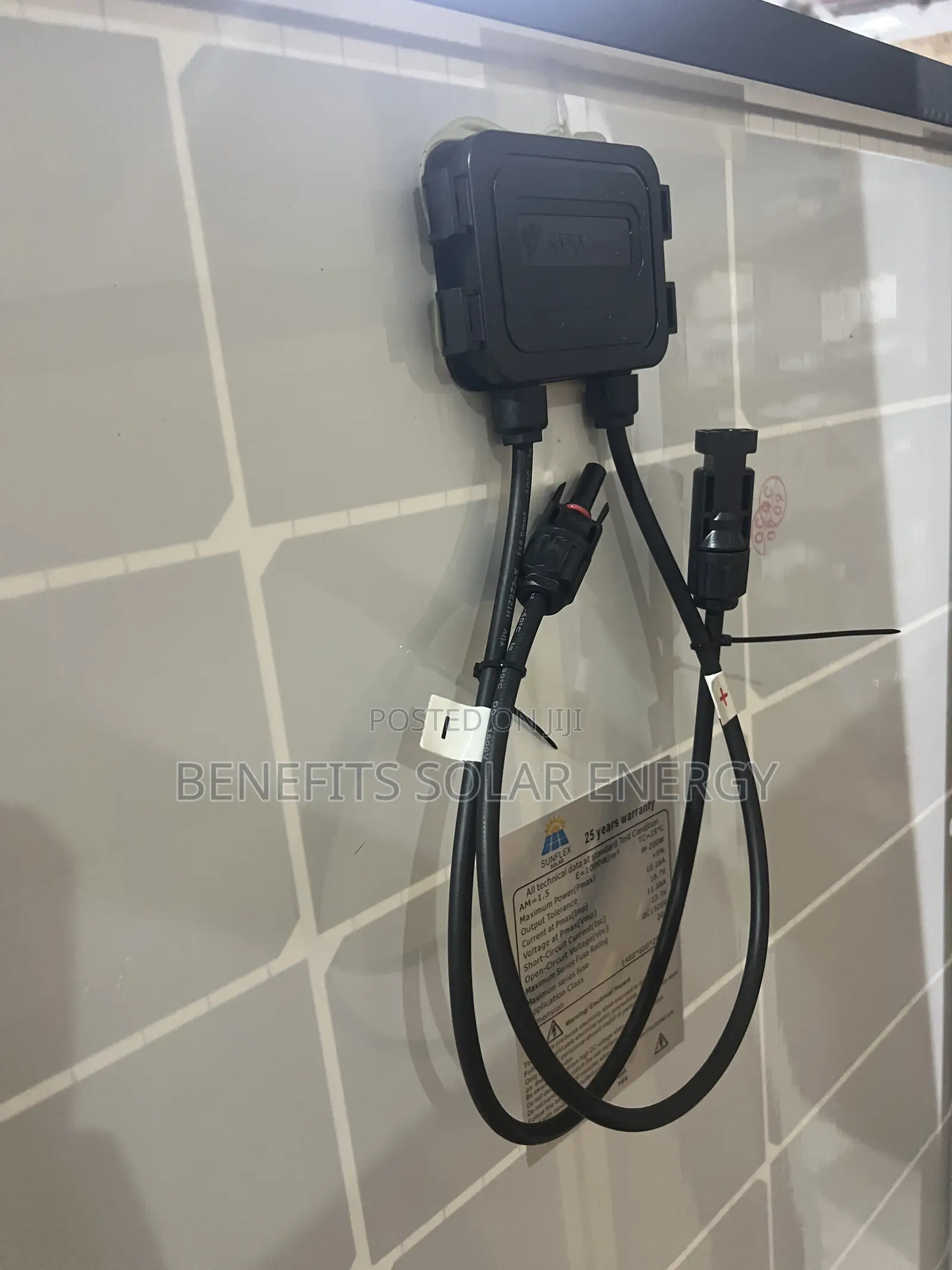 200w Sunflex Panel(Black Frame)