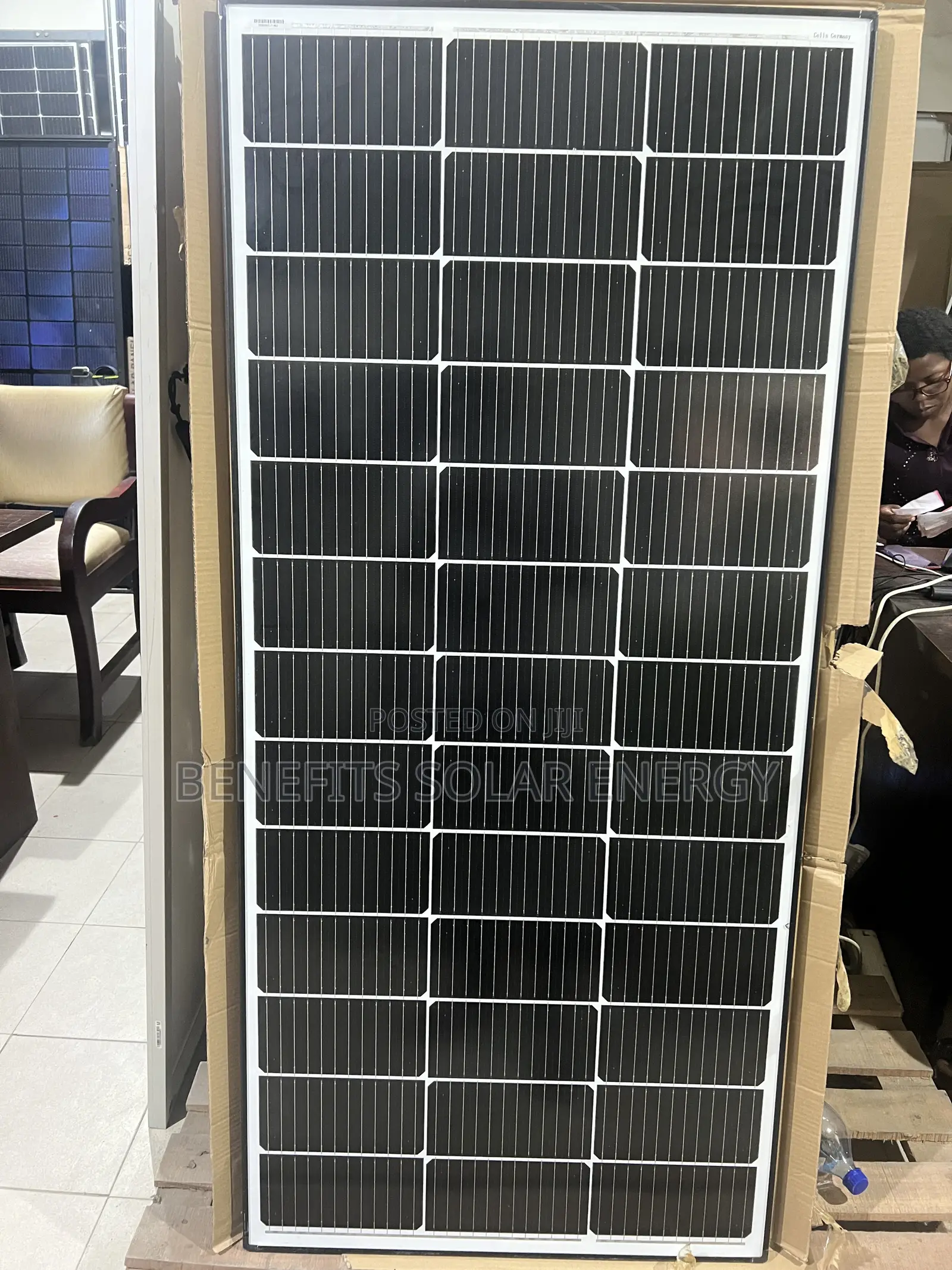 200w Sunflex Panel(Black Frame)