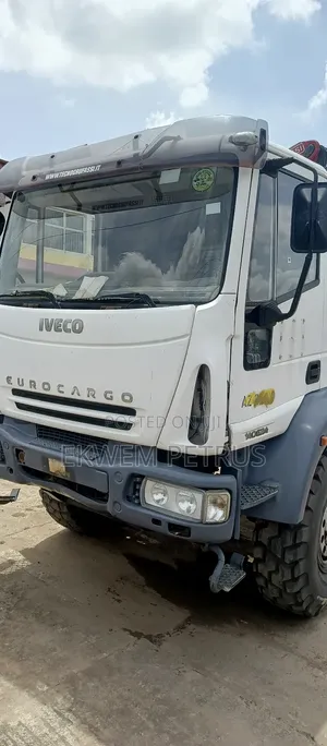 Used Eirocargo140e24 Awd Self Loader Knuckle Crane Truck