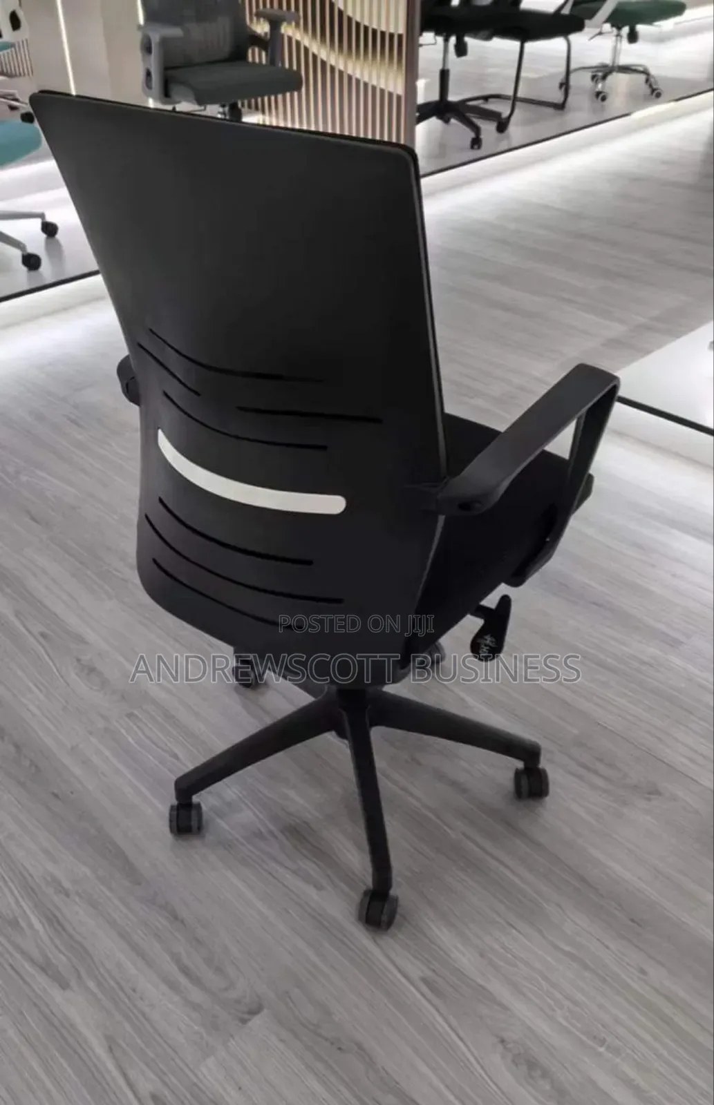 Executive Mesh Swivel Chair