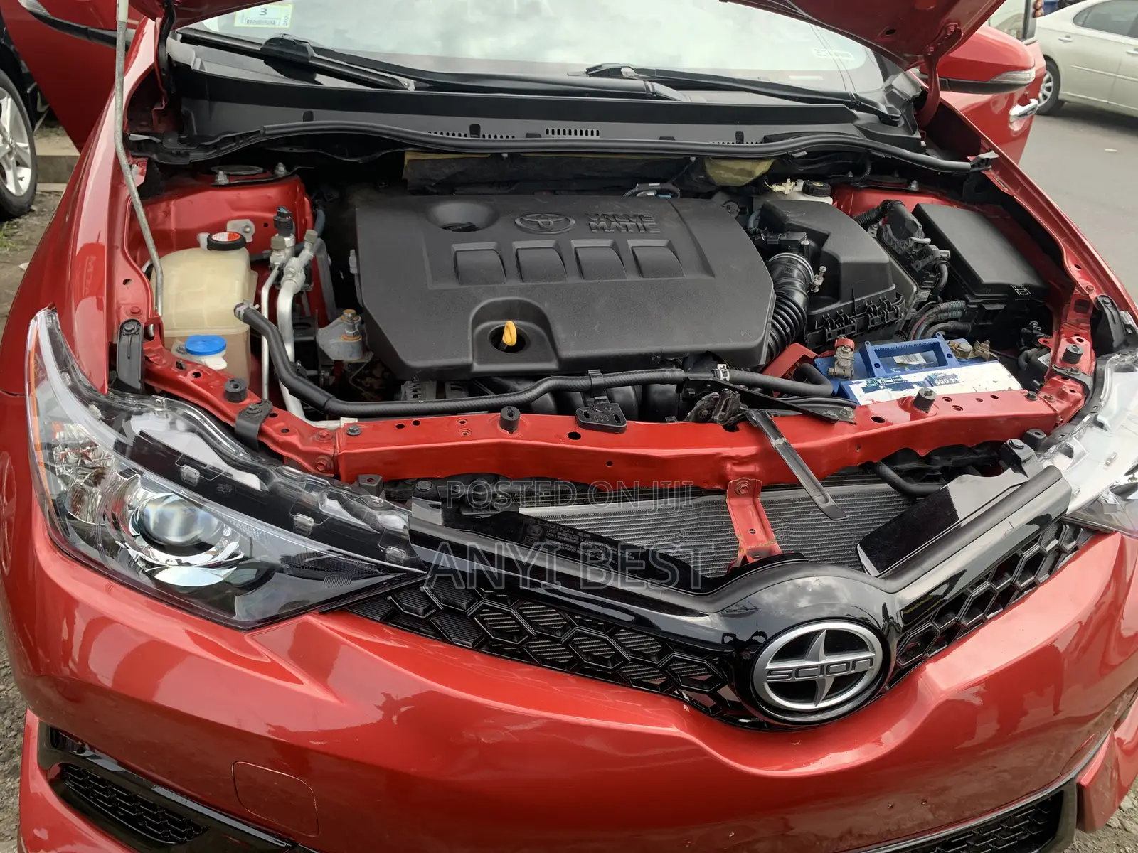 Scion iM 2015 Red