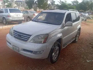 Lexus GX 470 Sport Utility 2006 White