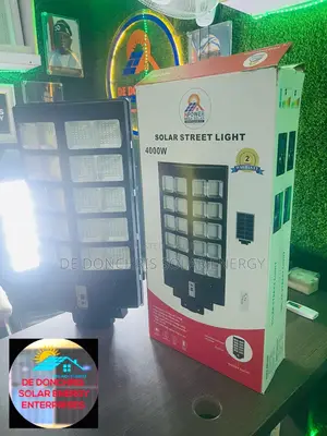 Photo - 20eyes 4000w All in One Solar Street Lights