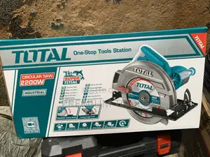 Total Circular Saw 2200w
