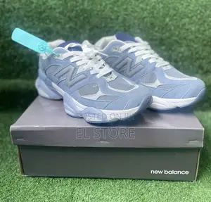 New Balance Sneakers