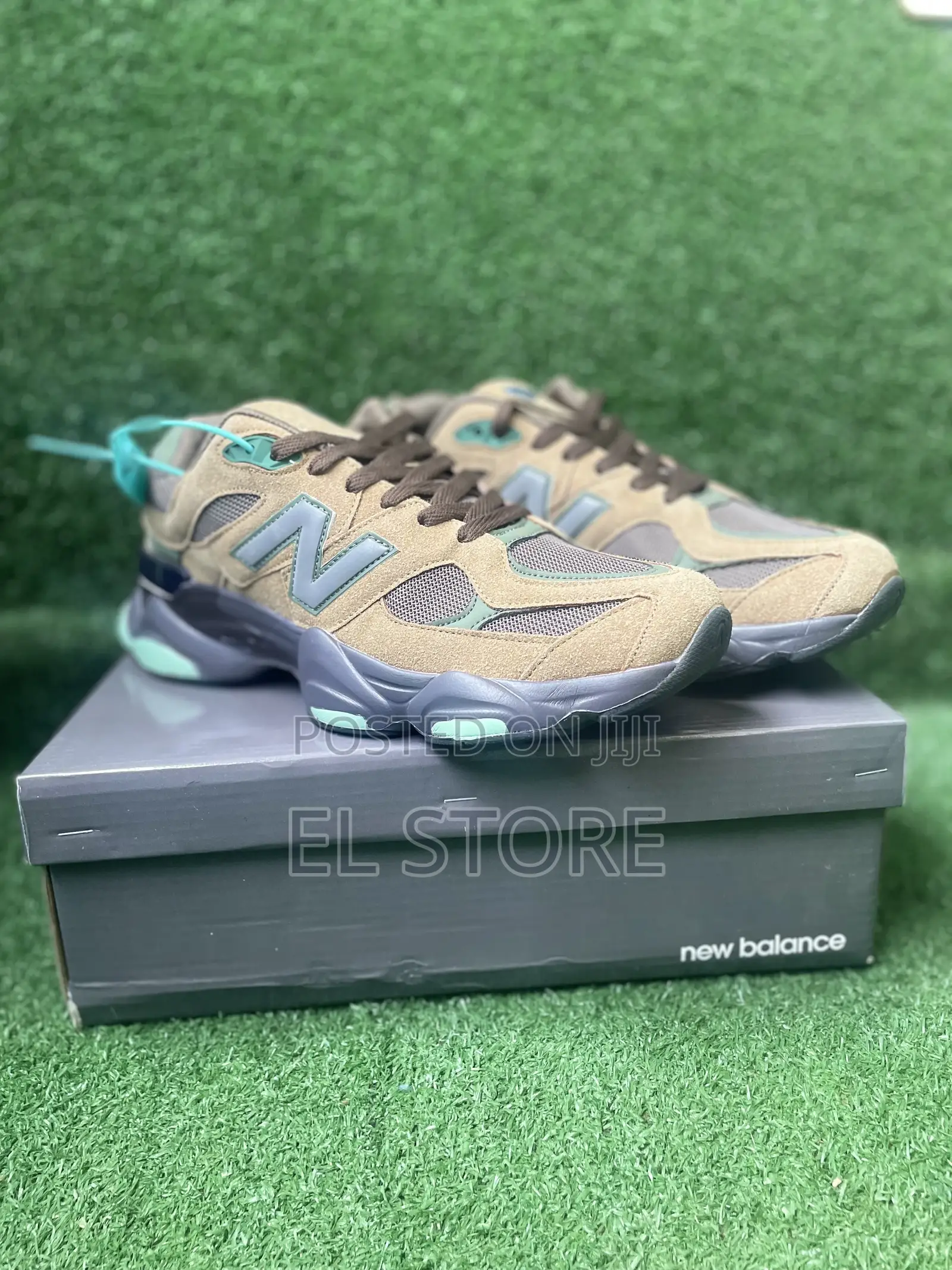New Balance Sneakers