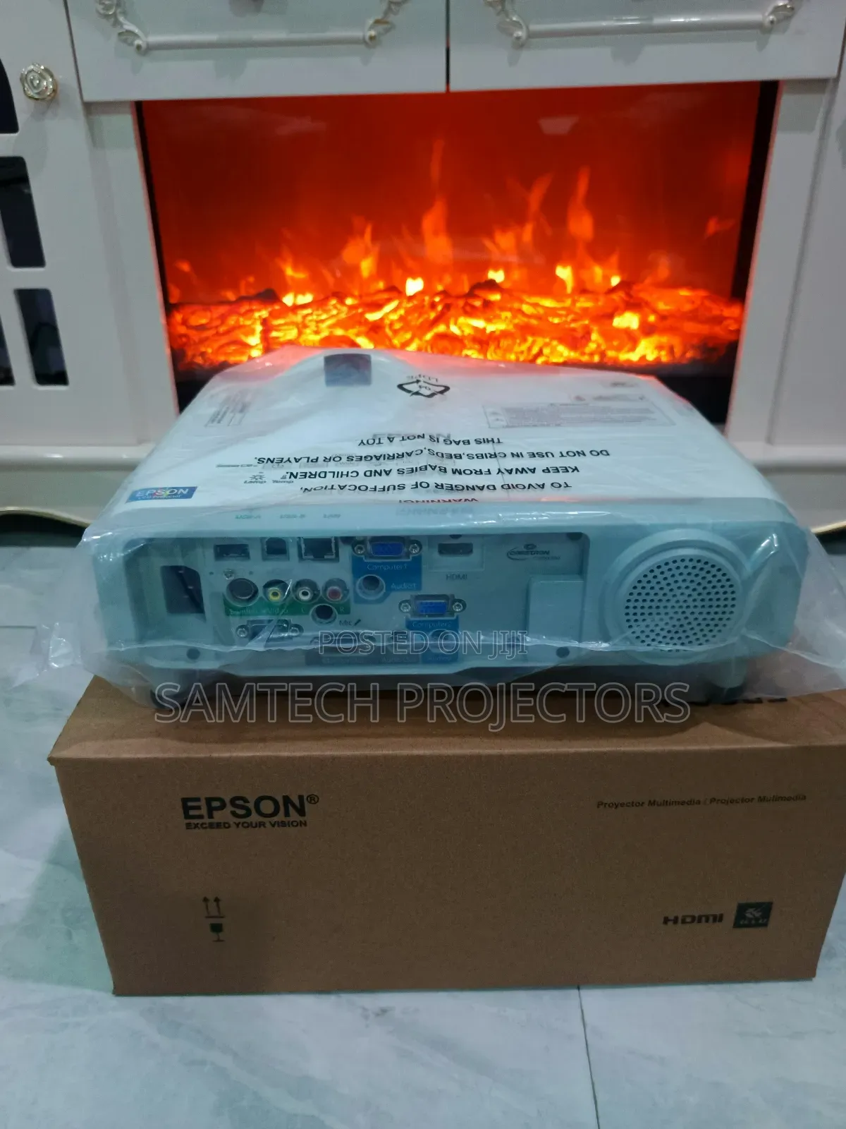 Short Throw Projector For Your Short Distance Projection