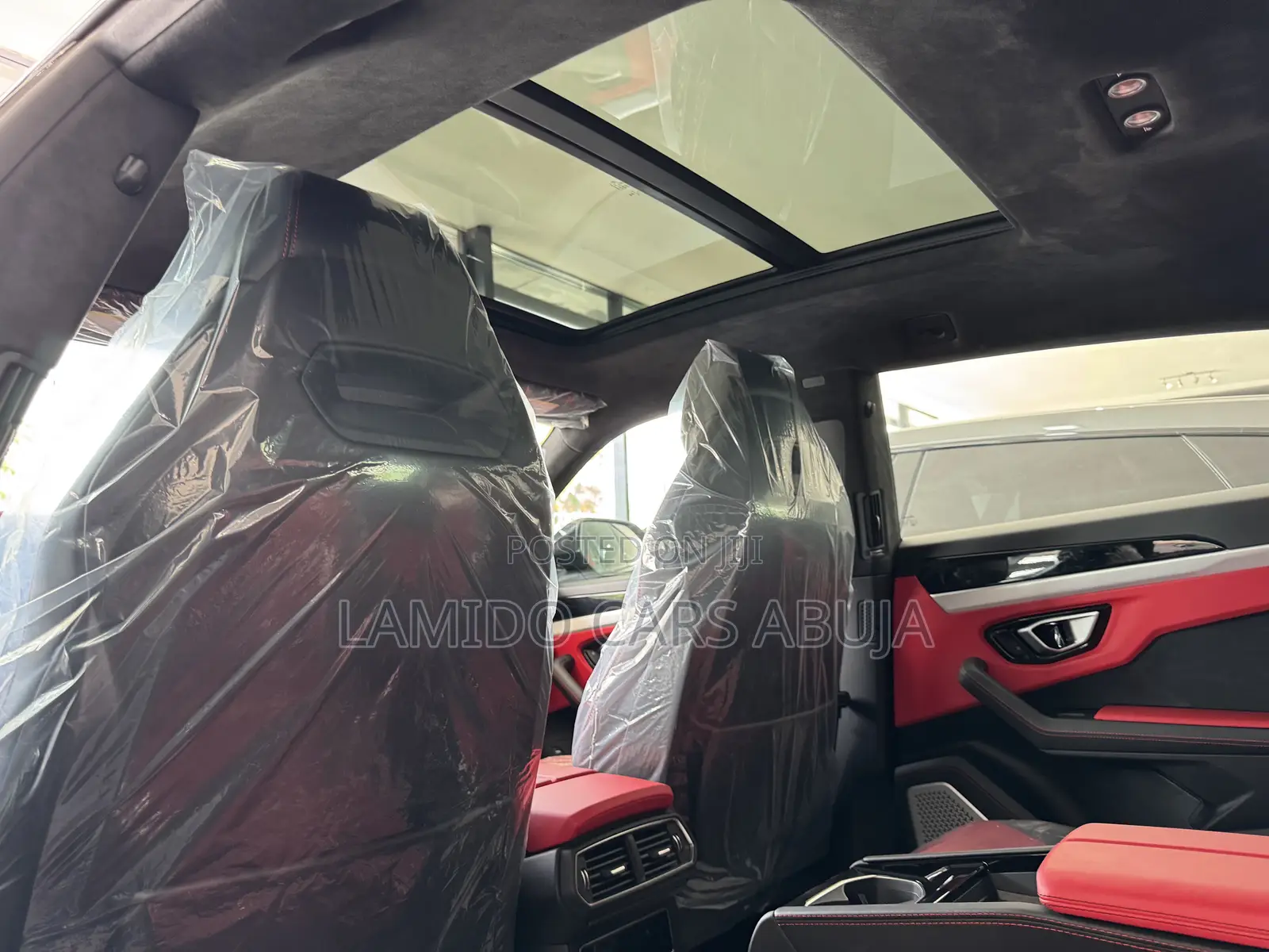 Lamborghini Urus 2021 White