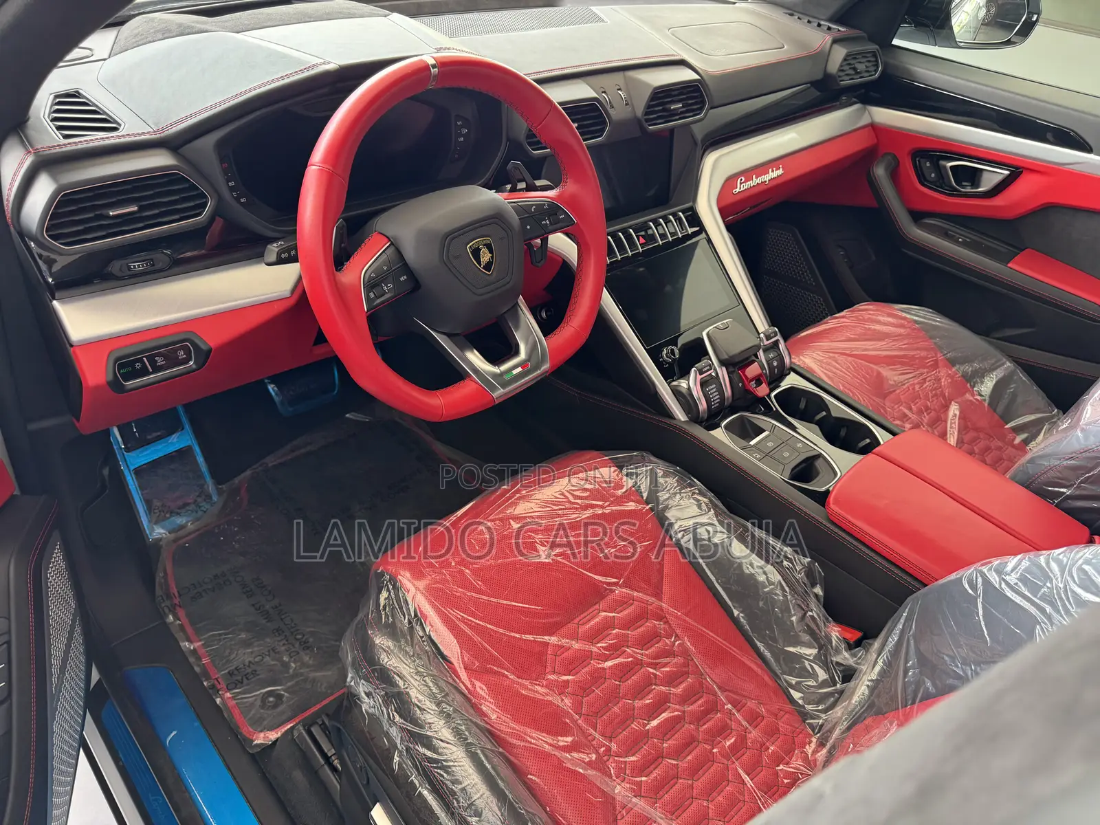 Lamborghini Urus 2021 White