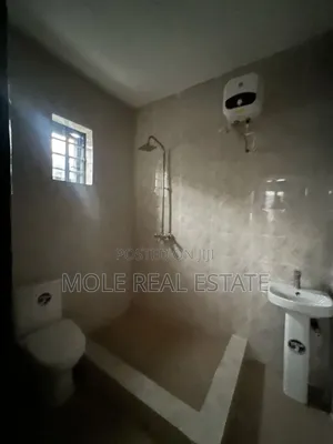 2bdrm Block of Flats in High Castle Estate, Ipaja for rent