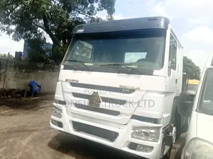 Sinotruk Howo White 2015